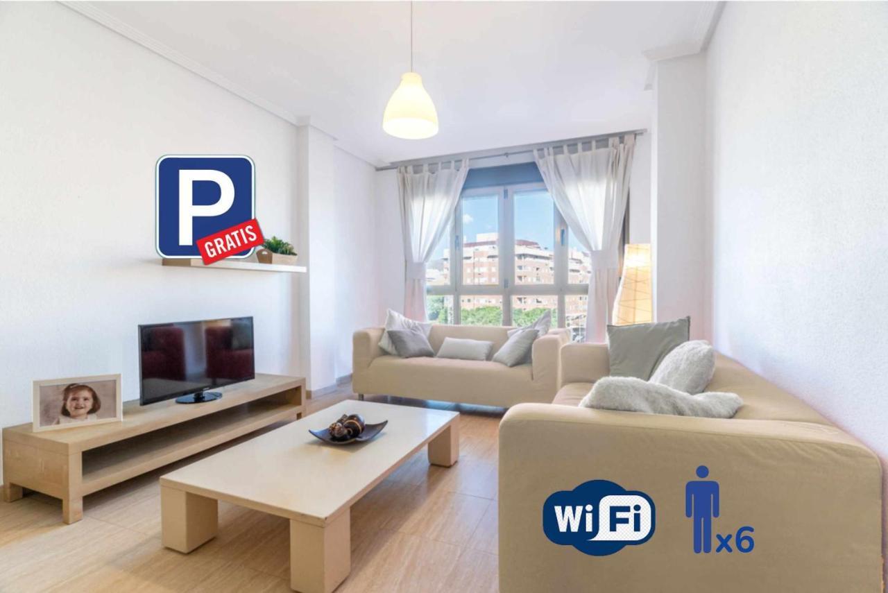 Piso 3 Habitaciones Plaza De Garaje Privada Y Grat Almeria Exterior photo