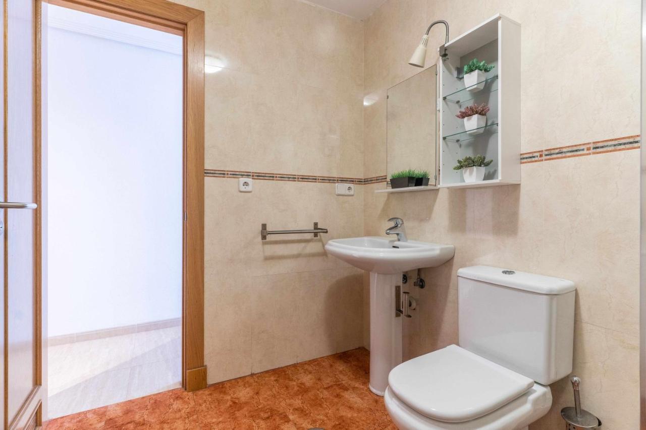 Piso 3 Habitaciones Plaza De Garaje Privada Y Grat Almeria Exterior photo